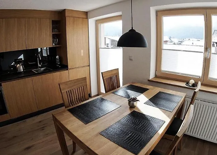 Bio - Der Steinadler امهاوسن